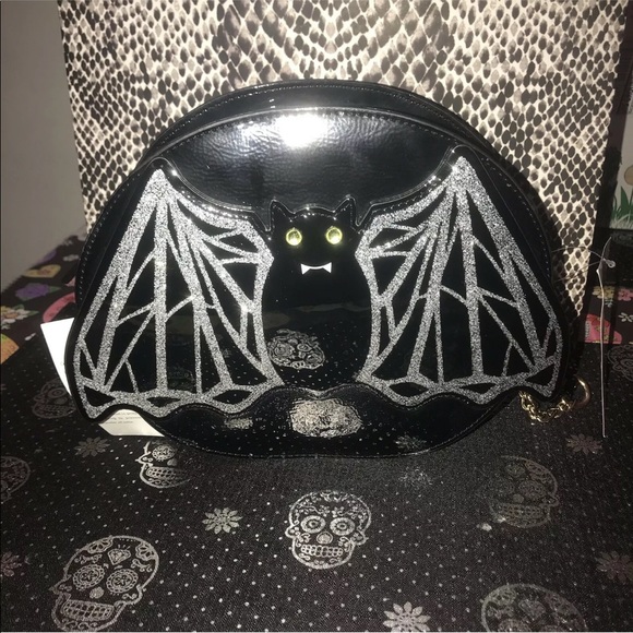 Betsey Johnson Bat wing purse - Picture 4 of 8